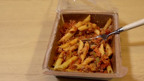 Mosaic Foods Penne Bolognese and Yellow Dal Curry Taste Test Review