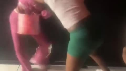 Hair Pulling in Gs