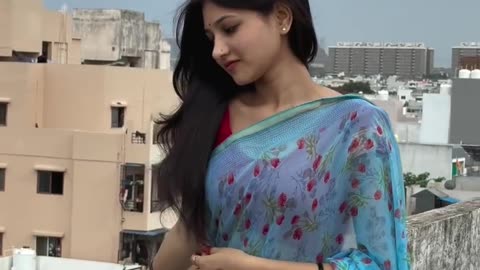 Hot look on bhabhi 💓😊 #hotbhabhi #xxx #sexy #rumbletrending #rumble #trending #viral