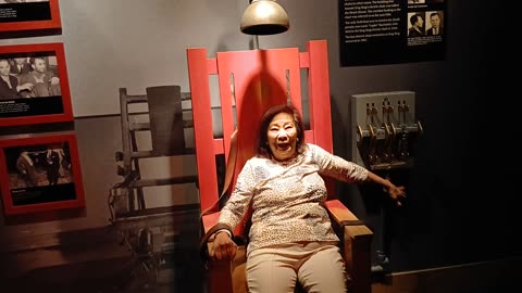 Ester Electric Chair Mob Museum - Las Vegas - 20250619T133033
