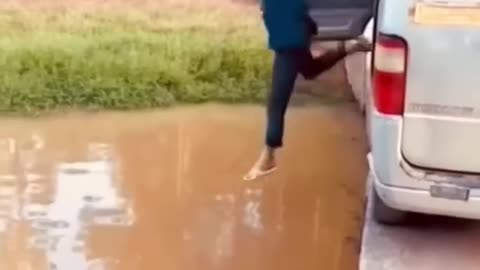 Funny clips which will make you laugh