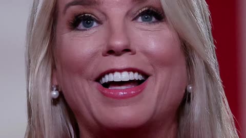 Trump Orders AG Pam Bondi to Investigate Law Firms Filing ‘Frivolous’ Lawsuits