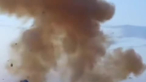 EXPLOSION
