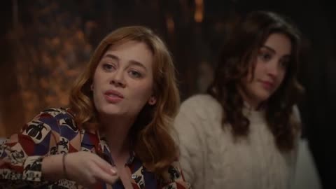 Efsun juega a ser la suegra perfecta mientras Bahar contraataca con su venganza más elegante