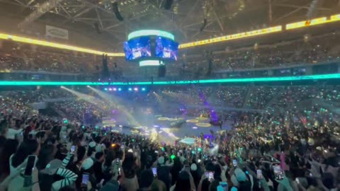 BINI's ROARING ENTRANCE WELCOME HOME BINI #BINI_HomeComingFanMeet #BIN