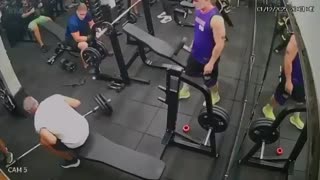 Man dies Brazil after he lost control of a barbell that came crashing down on his chest