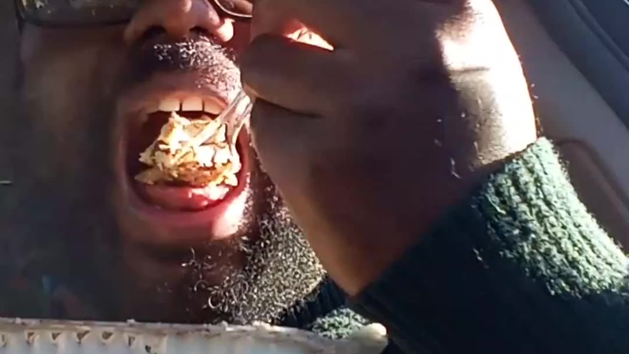 Momma Mondragon's Macarons