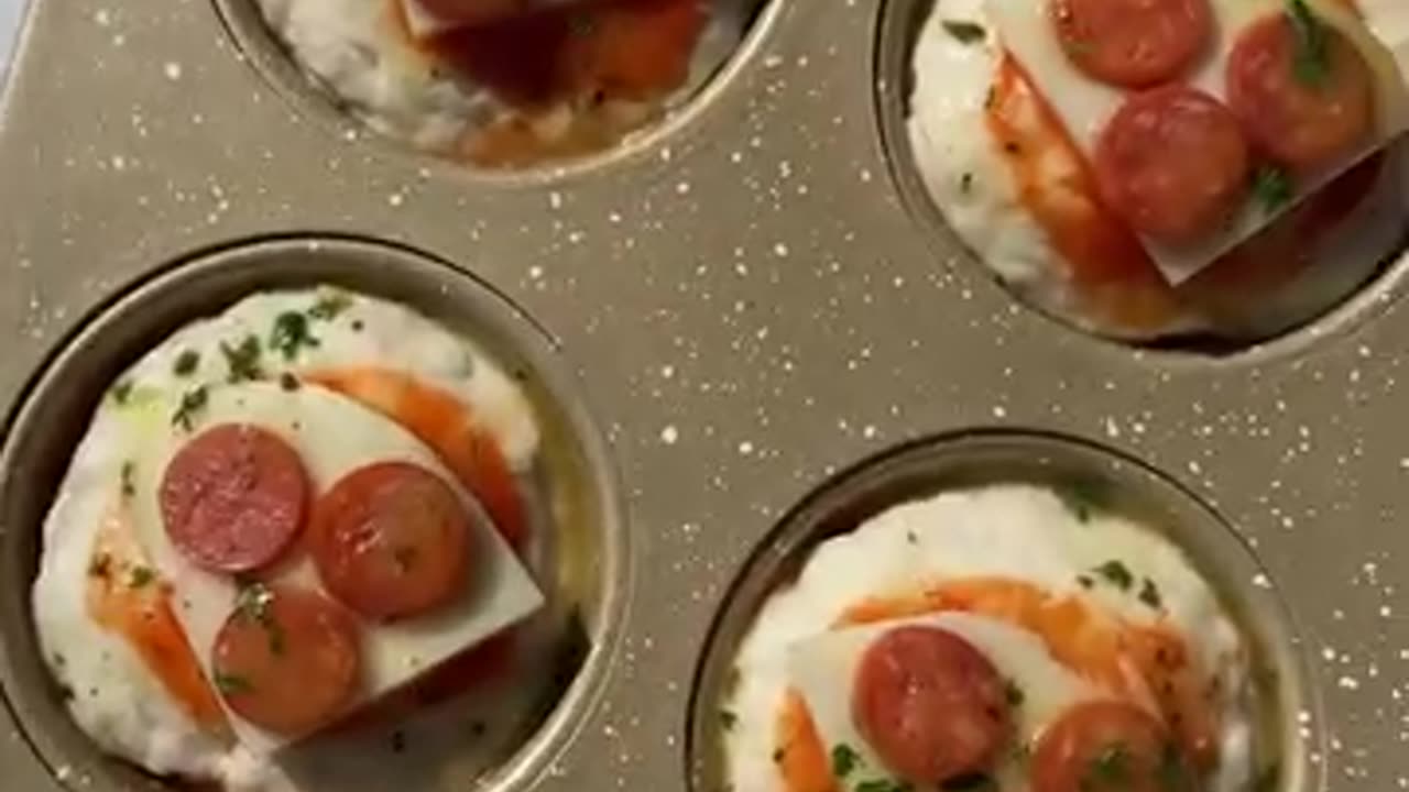 Garlic Butter Pizza Cupcakes | The Ultimate Mini Snack Explosion!