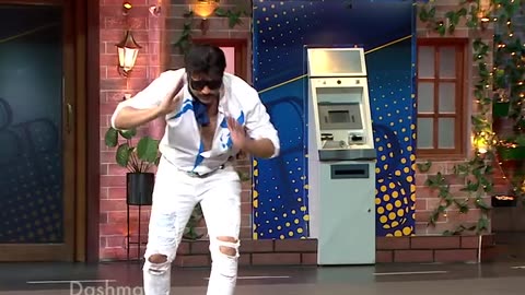 The fake Jaggu Dada made Anil Kapoor roll with laughter.