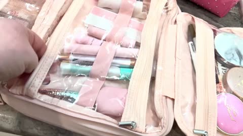 Whats in my Telena Travel Toiletry Bag From Amazon.