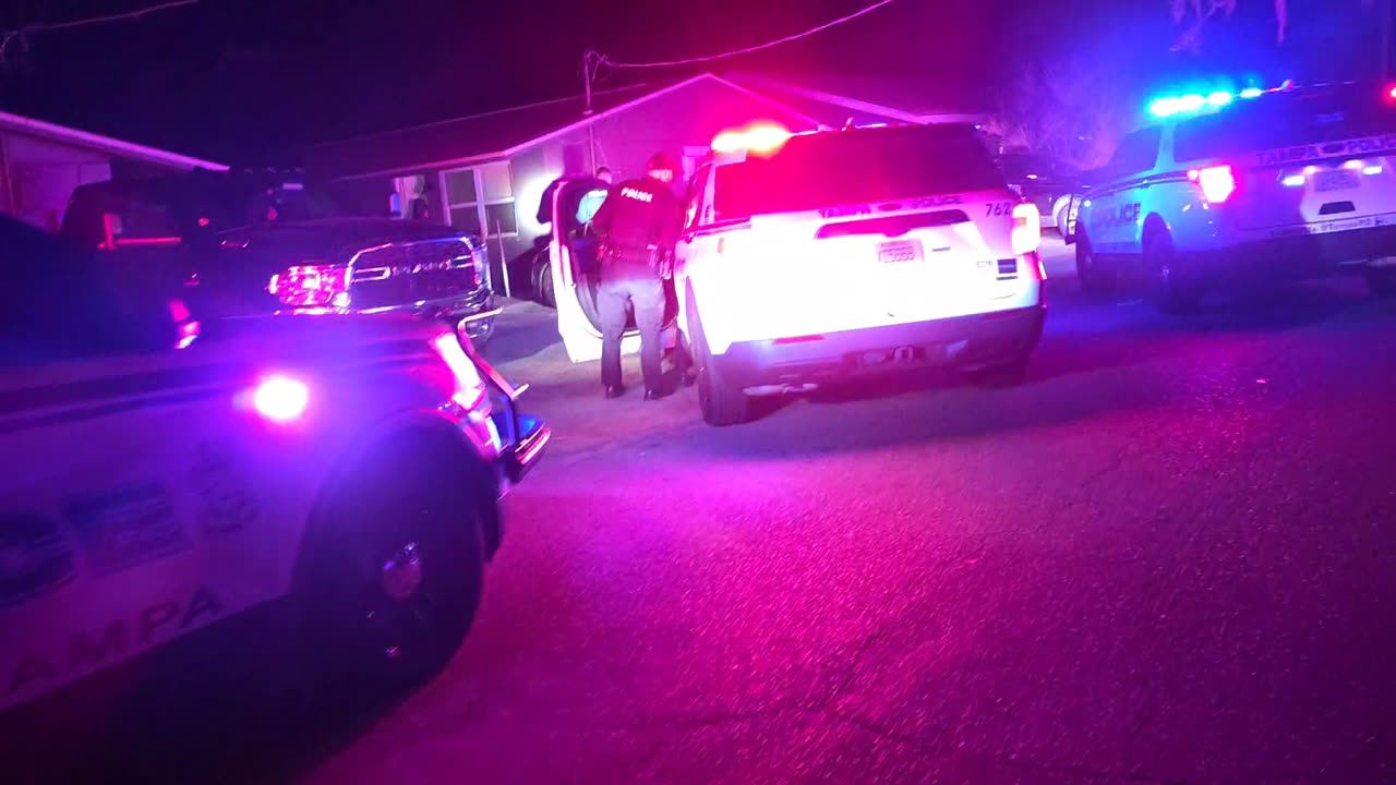 SEARCHING FOR 1 GOOD COP