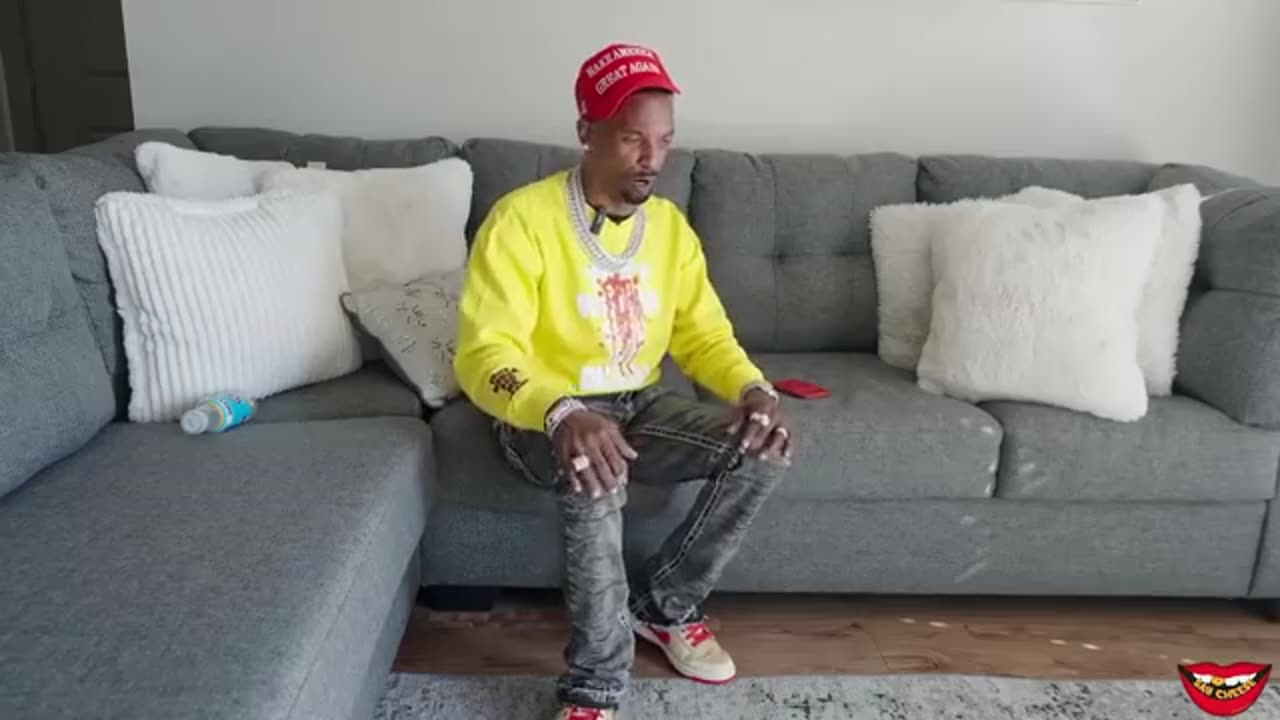 Charleston White argues "THIS ISNT KING VON'S FAULT.. THIS IS ALL LIL DURK'S FAULT!!!"