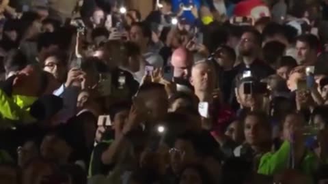 Humo negro: el cónclave no elige al nuevo papa en su primera votación