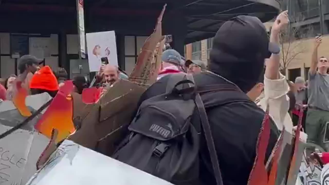 The Tesla Protesters Really Are Total Morons