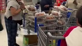 Woman grabbed a cart full of cooked turkeys — every last one