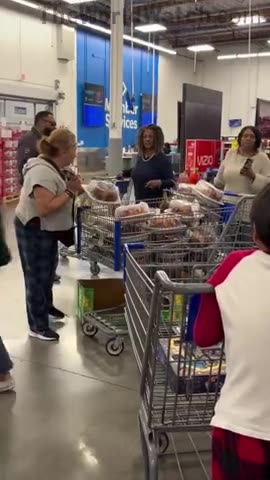 Woman grabbed a cart full of cooked turkeys — every last one