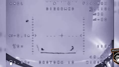 🚤🐝 Footage of FPV drones being launched from unmanned boats by GUR.