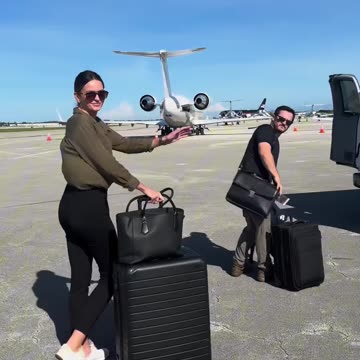 Karoline Leavitt short