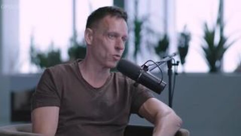 Peter Thiel warns about the Antichrist - Who Me?