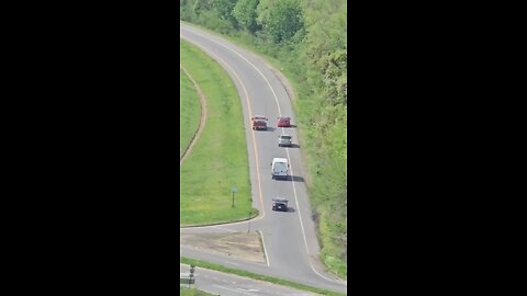 Domestic abuse suspected as car escapes while truck blocks others from leaving #domesticabuse #japd