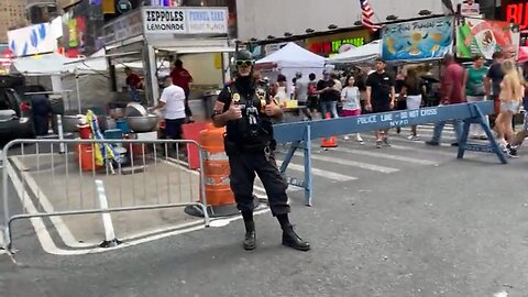 Biking Manhattan: Seventh Avenue Midtown Fair & Times Square