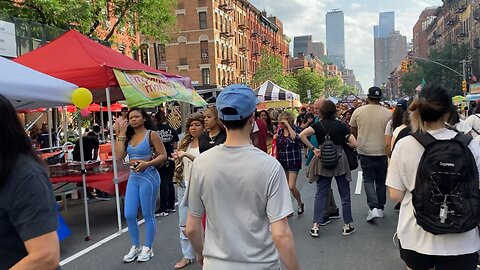 Walking Manhattan: Eataly Caffe to 9th Avenue Food Festival