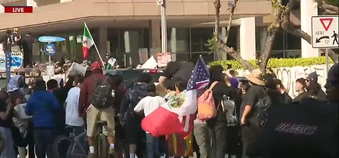 BREAKING NEWS🚨 Proof NGO‘s are financing violence in Los Angeles tonight.