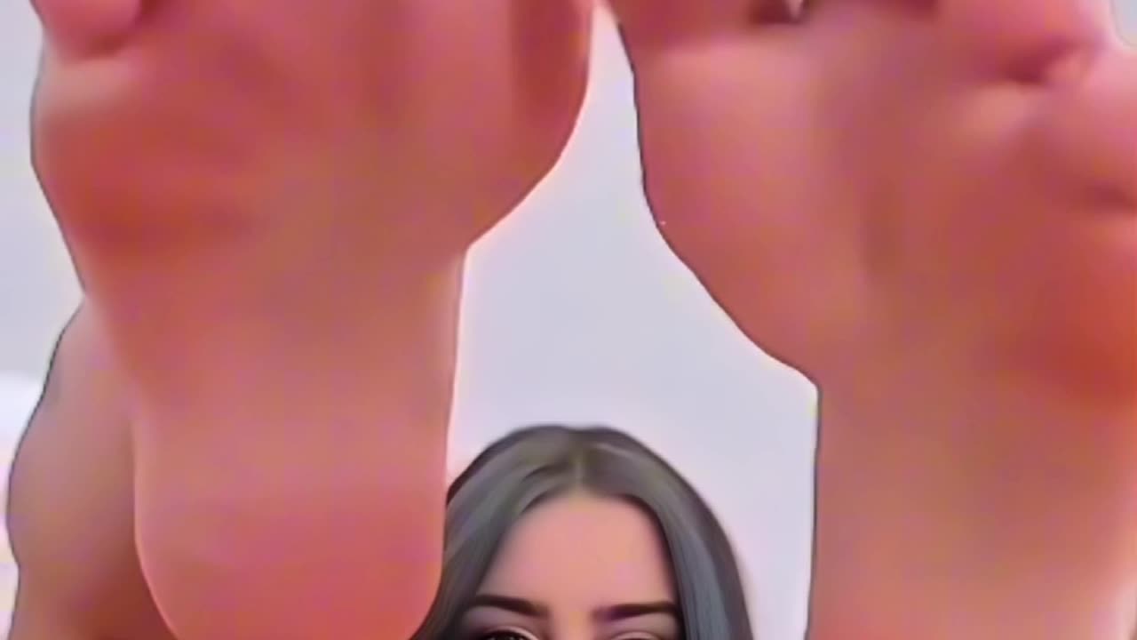 Billie Eilish Soft Soles ✨🦶🏻😍