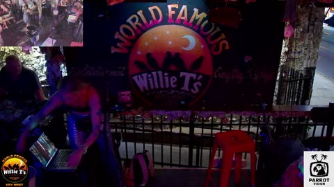 LIVE Music Everyday!
