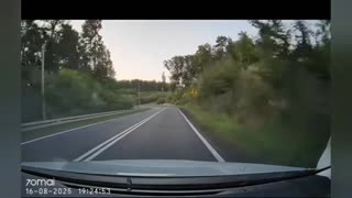 Ku przestrodze! Wypadek na DK 31. motocyklista został ciężko ranny.