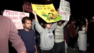 Several people detained in New Delhi protest over air pollution