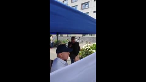"Gdzie garbaty staje się normą piękno staje się brzydotą"