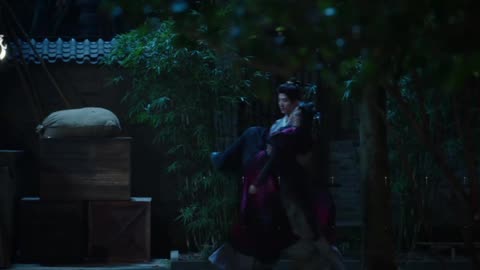 Fan Yue & Bai shuo moonlight mystique opening scene 32