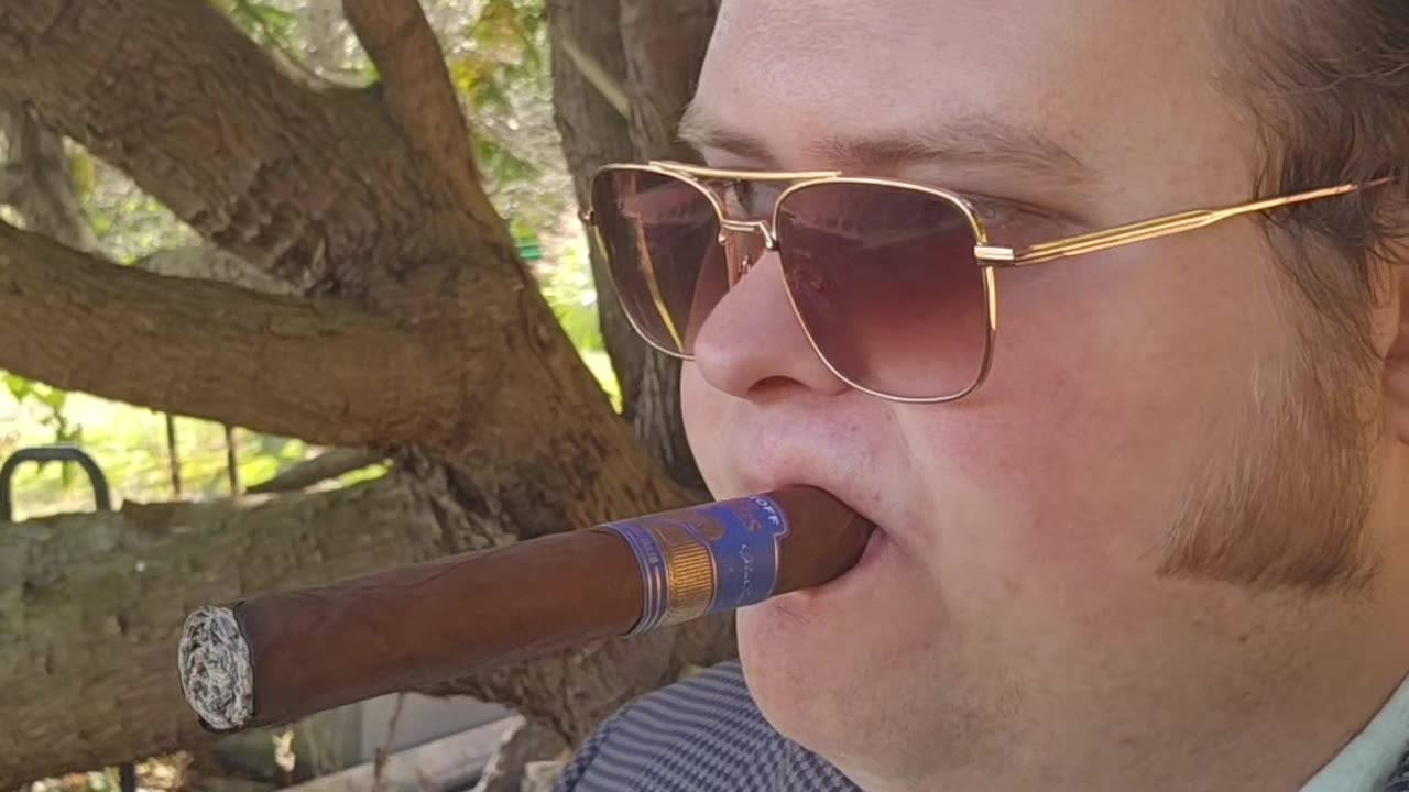 Kristoff Tres Compadores.