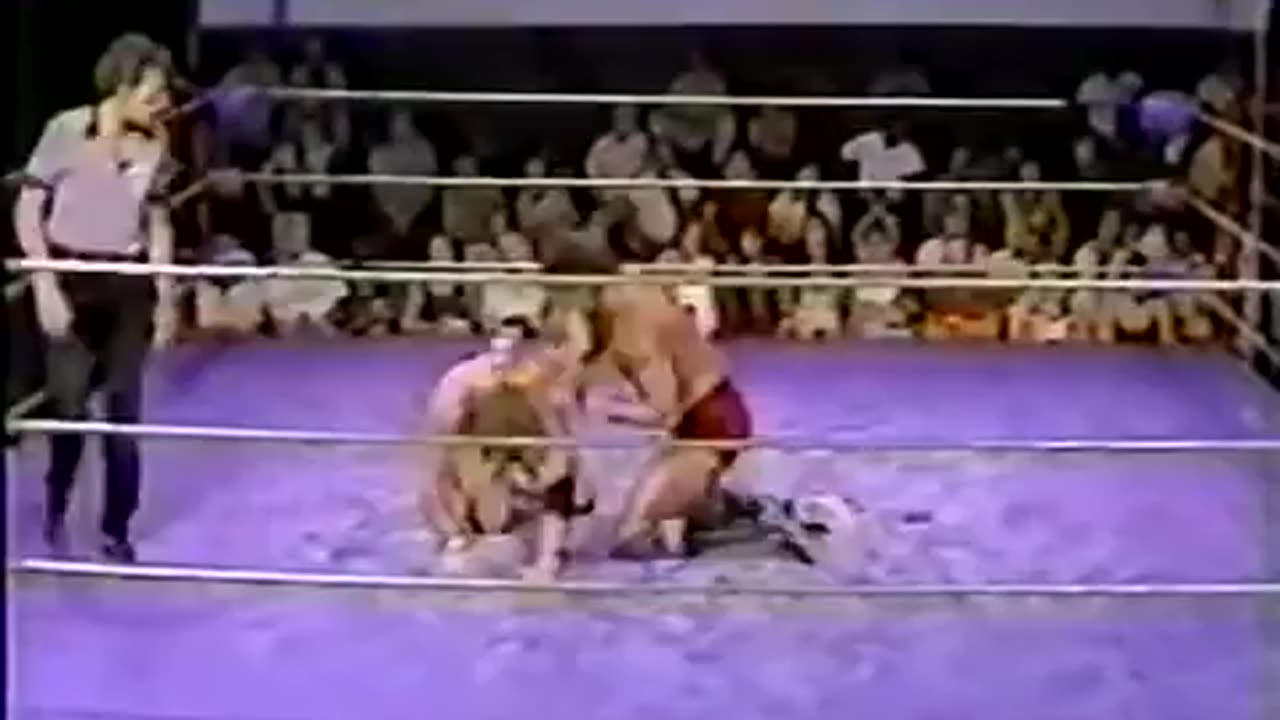 (1982.10.13) Jake Roberts vs B. Brian Blair - CWF