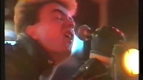 Siniestro Total - Todos los ahorcados mueren empalmados