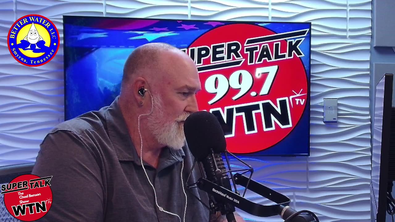 Trump just cant seem to get ahead of the Epstein controversy.