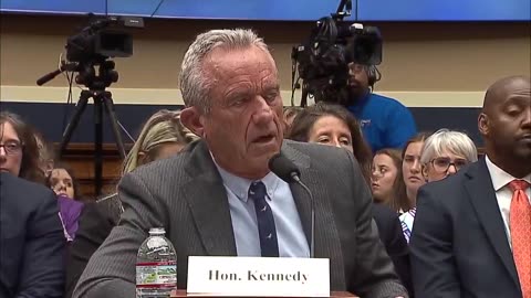 RFK Jr: "American is wearing a wearable (electronic data collection device) within four years."