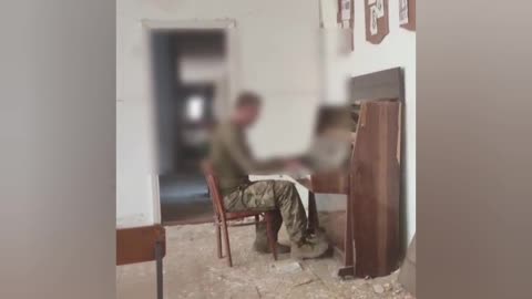 🎶🤝 Ukraine Russia War | Ukrainian Soldier's Friendly Song to Reddit | RCF
