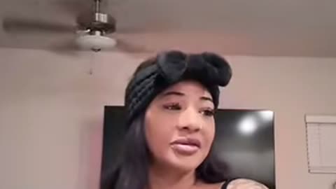 PYT HAD WENT WITH LIZ TO GO FINESSE HOUSE FOR THANKSGIVING 🦃🍽️. IT'S 1:10A.M. & DIAMOND FINALLY DONE COOK'N.