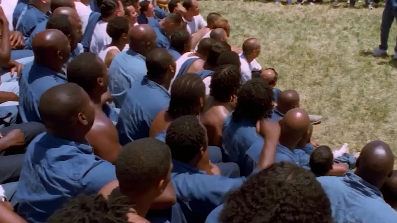 He changed the prison rules...😳