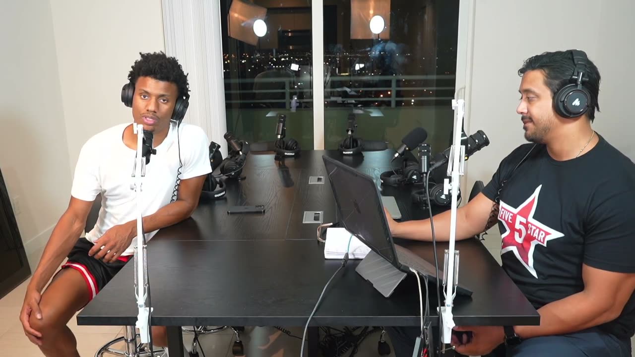 5 STAR LIVESTREAM