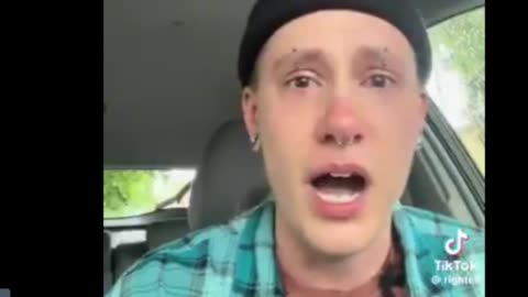 Mental illness complaining about people not supporting her mental illness