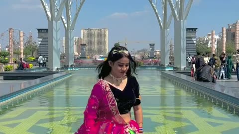 Indian beautiful girl dance