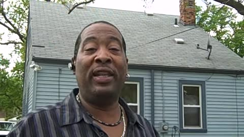 BRACE PROPERTY ON THE SHEA SHOW