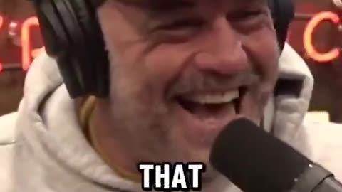 Theo Von smelling workout salt on Rogan.