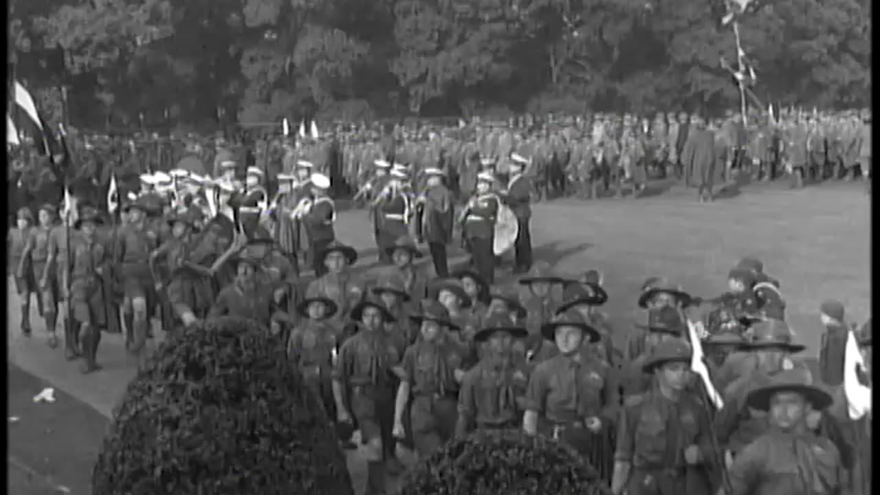 [PATHE NEWSREEL EXCERPTS] - [PATHE NEWSREEL EXCERPTS] - cbs-cbswwi-207