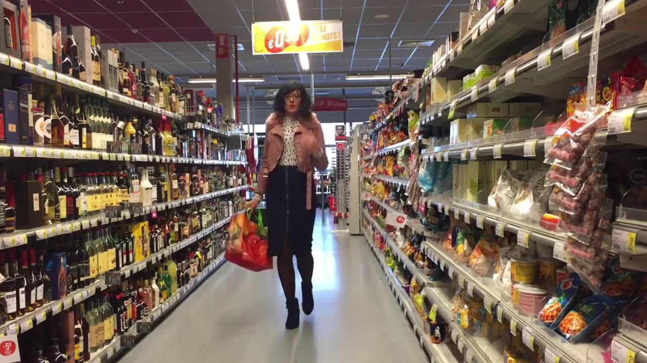 Crossdresser Shopping