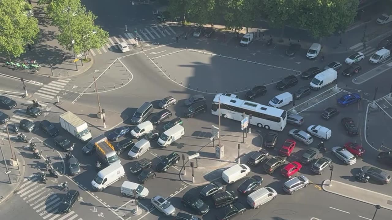 Gridlocked Traffic in Paris