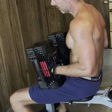 Master Chest Training: Pre-Exhaust Your Chest!